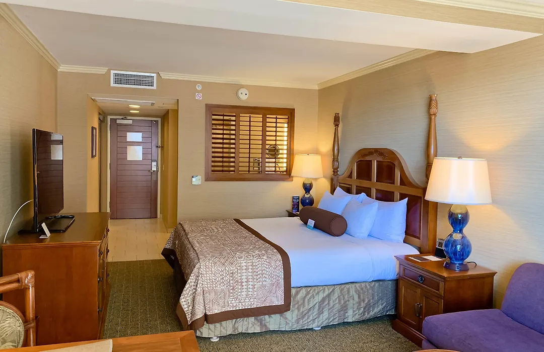 Outrigger Reef Waikiki Beach Resort-1